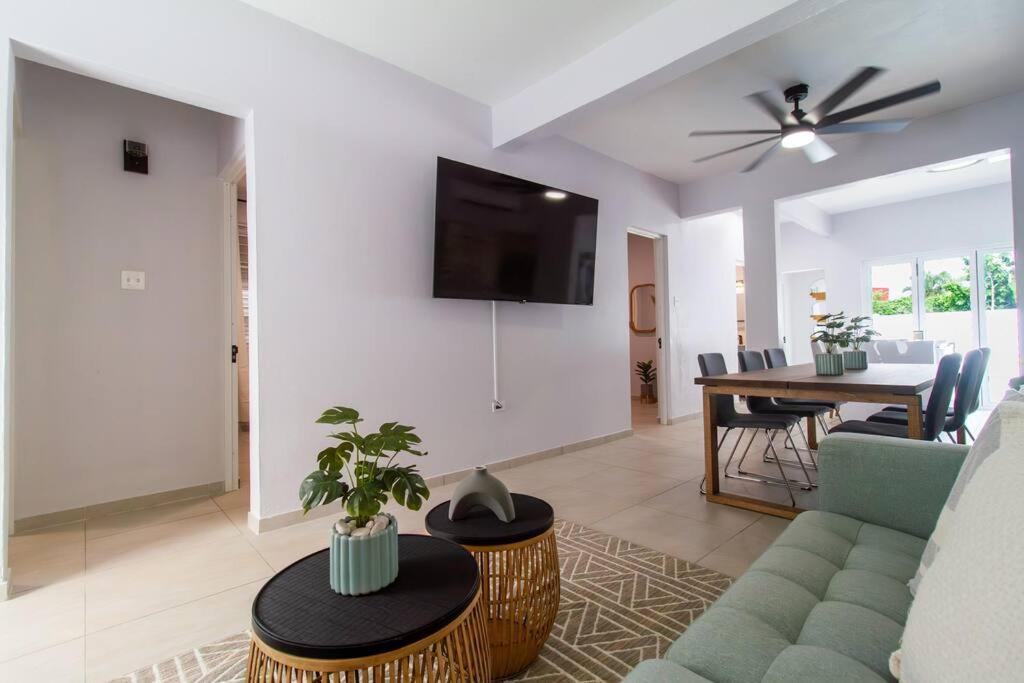 Casa Marilina Aguadilla W/ Pool Villa Exteriör bild
