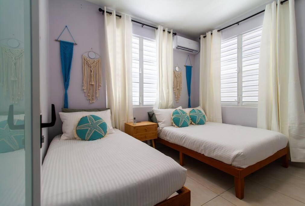 Casa Marilina Aguadilla W/ Pool Villa Exteriör bild